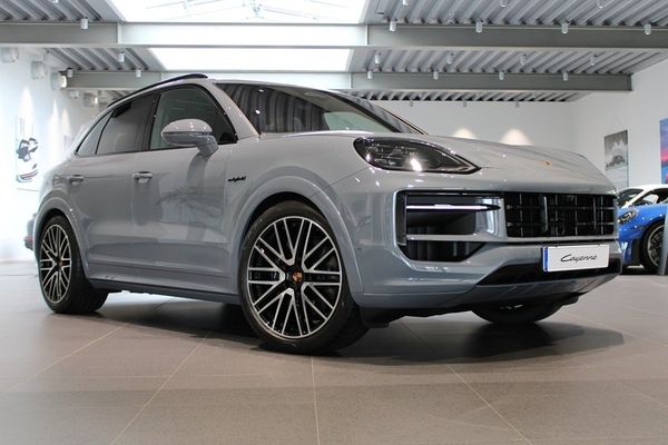 Porsche Cayenne E-Hybrid Black Edition - 2026