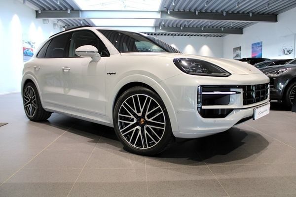 Porsche Cayenne E-Hybrid Black Edition - 2026