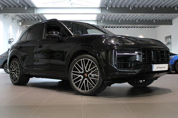 Porsche Cayenne S S E-HYBRID BLACK EDITION - 2026