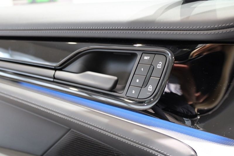 Porsche Panamera bild 20