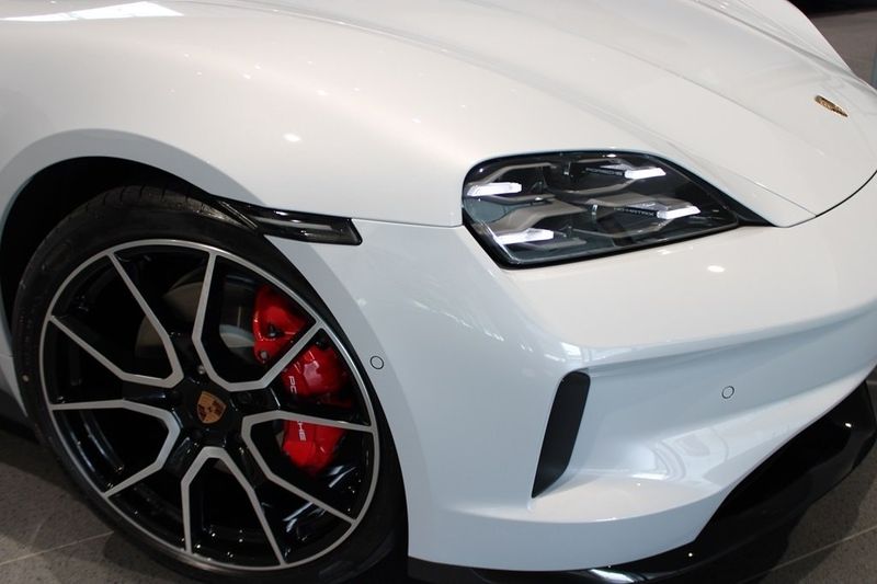 Porsche Taycan bild 9