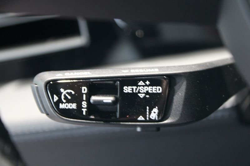 Porsche Taycan bild 13