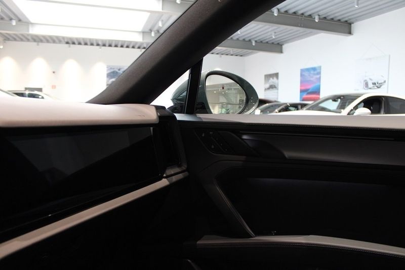 Porsche Cayenne bild 16