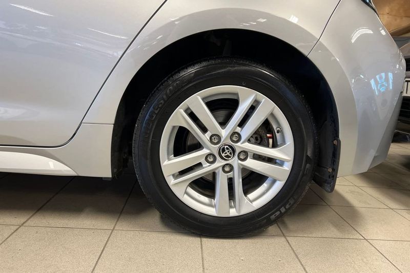 Toyota Corolla bild 17
