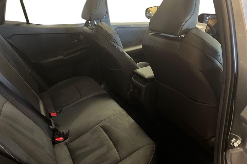 Toyota C-HR bild 9