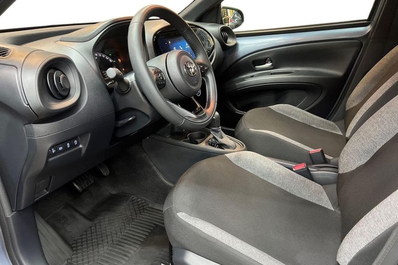 Toyota Aygo X bild 15