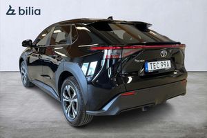 Toyota bZ4X bild 2