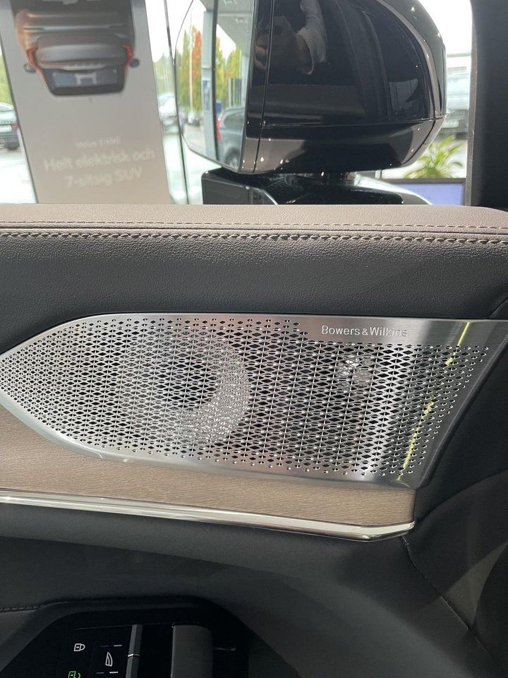 Volvo EX90 bild 9