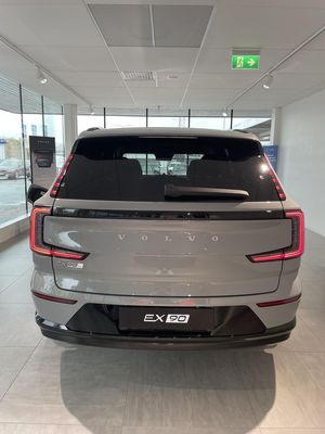 Volvo EX90 bild 5