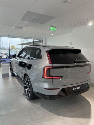 Volvo EX90 bild 6