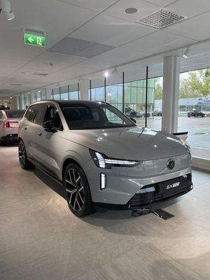 Volvo EX90 bild 1