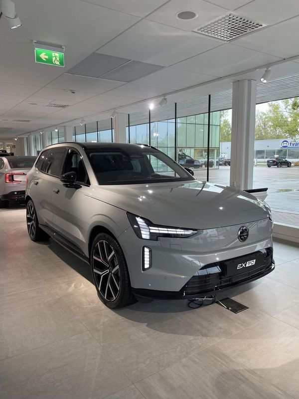 Volvo EX90 Twin Motor Performance Ultra 7sätes - 2026