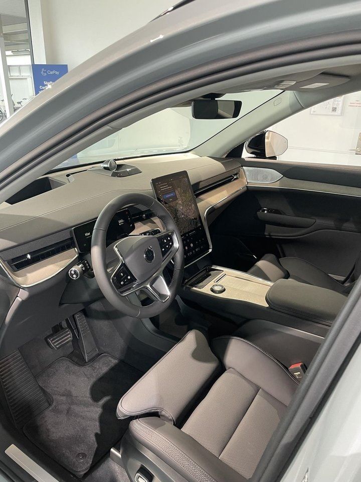 Volvo EX90 bild 8