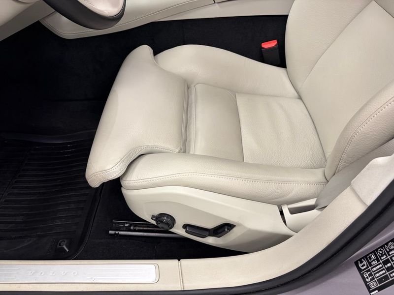 Volvo V60 bild 8