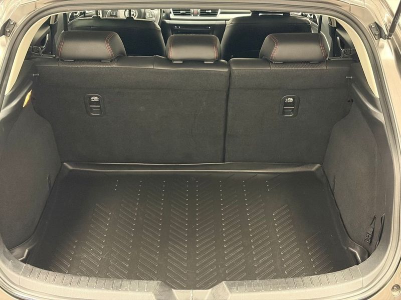 Mazda 3 bild 5