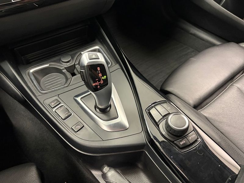 BMW 120 bild 16
