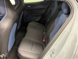 Volvo EX30 bild 15