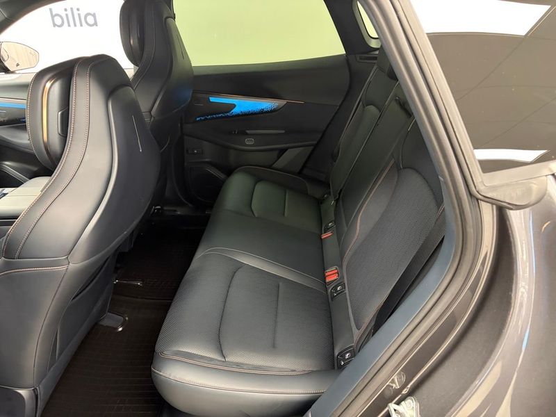 Lynk & Co 08 bild 19