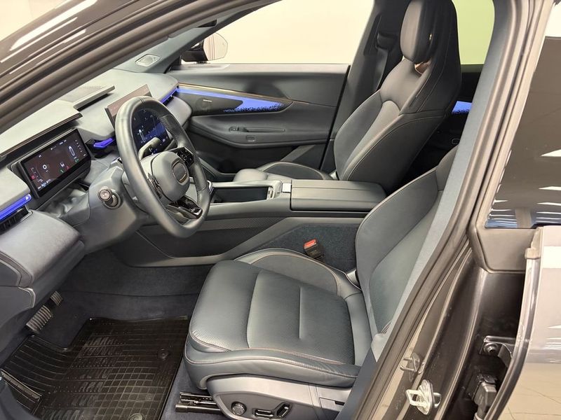 Lynk & Co 08 bild 8