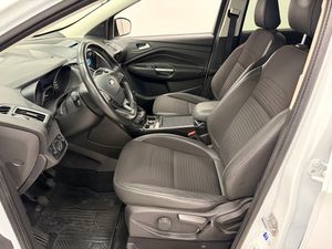 Ford Kuga bild 6