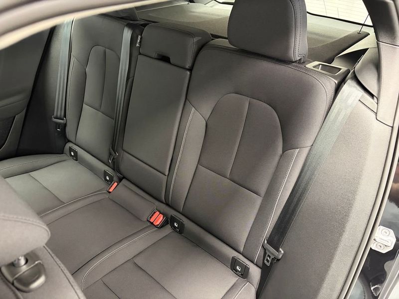 Volvo XC40 bild 17