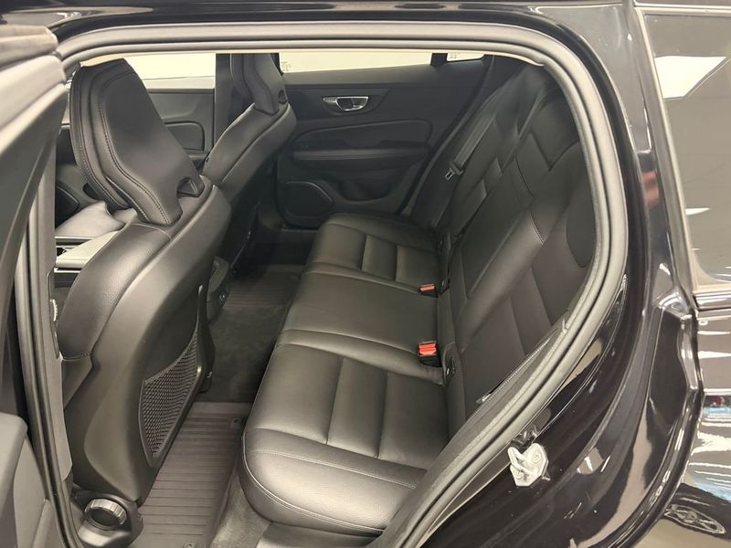 Volvo V60 bild 17