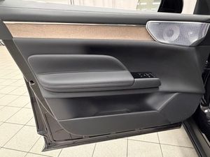 Volvo ES90 bild 12