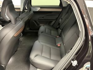 Volvo ES90 bild 9