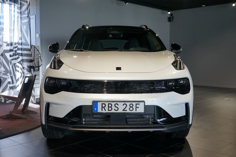 Lynk & Co 01 bild 2