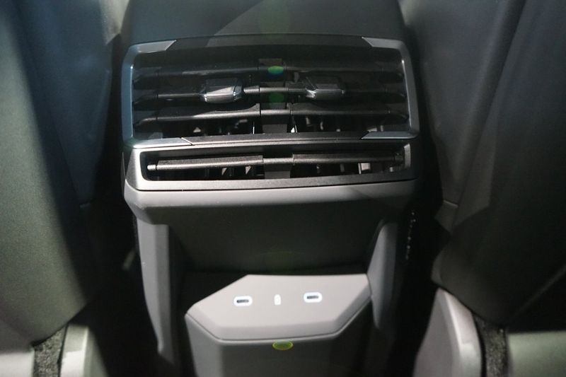 Lynk & Co 01 bild 7