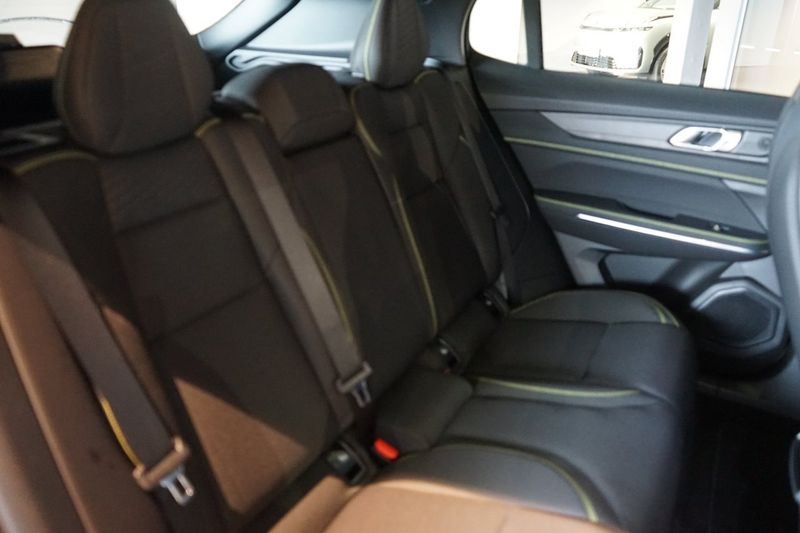 Lynk & Co 01 bild 7