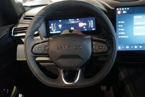Lynk & Co 01 bild 5