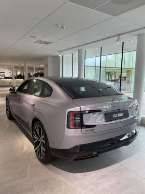 Volvo ES90 bild 5