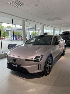 Volvo ES90 bild 3