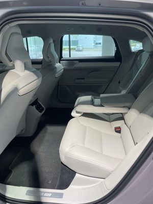 Volvo ES90 bild 11
