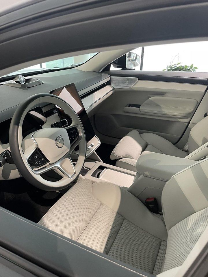 Volvo ES90 bild 9
