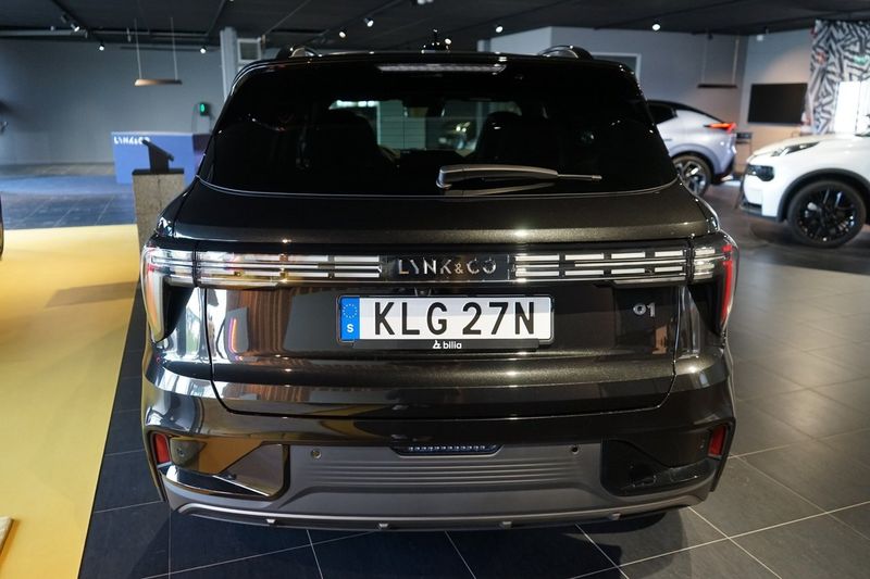 Lynk & Co 01 bild 8