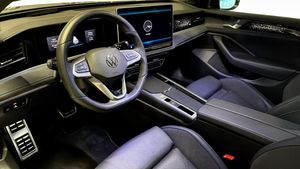 Volkswagen Passat bild 8