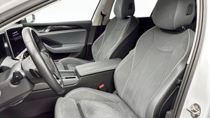 Volkswagen Passat bild 9