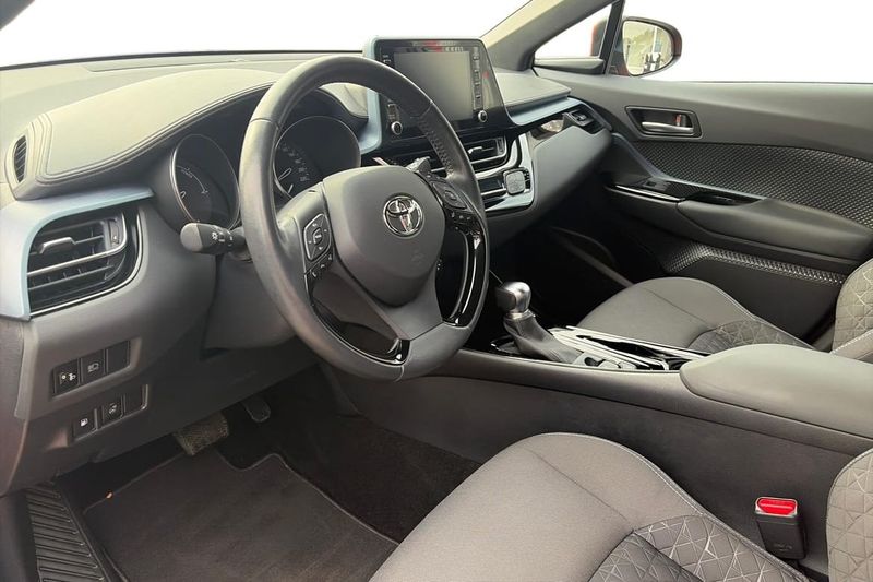 Toyota C-HR bild 11