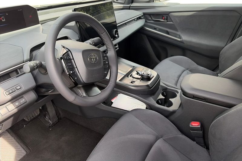 Toyota C-HR bild 9