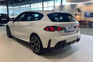 BMW 120 bild 2