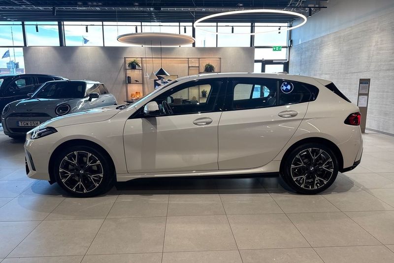 BMW 120 bild 3