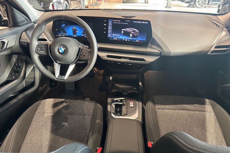 BMW 120 bild 8