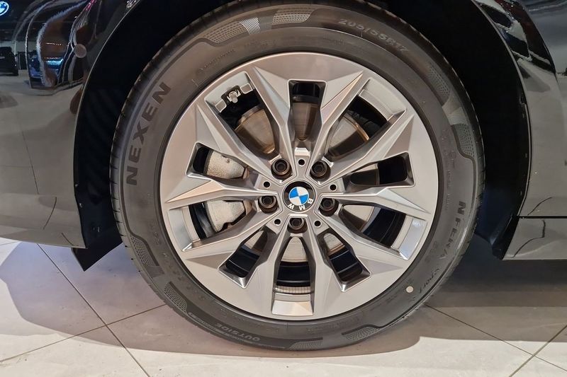 BMW 120 bild 17