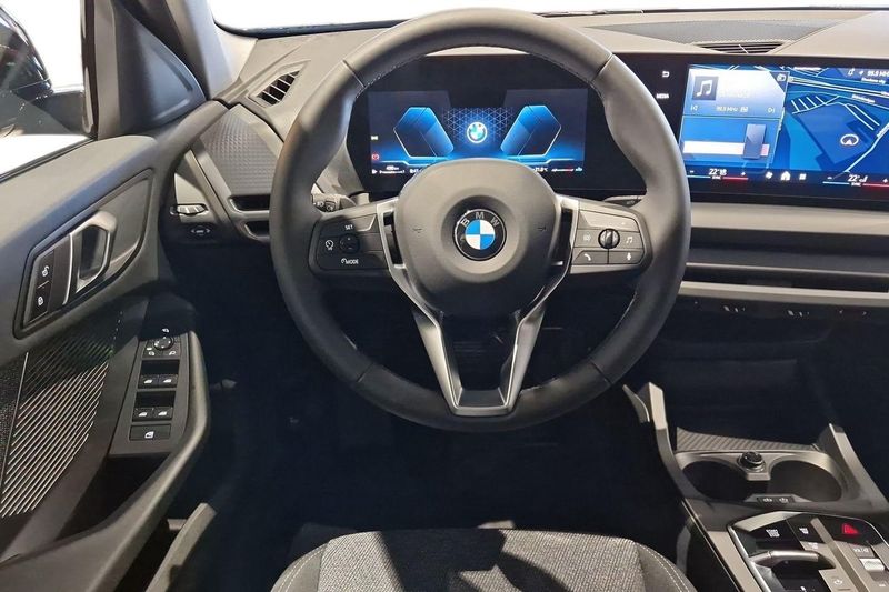 BMW 120 bild 11