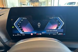 BMW 120 bild 16