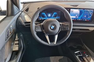 BMW 120 bild 11