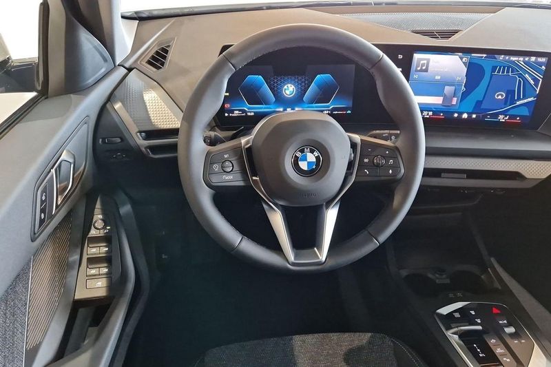 BMW 120 bild 11