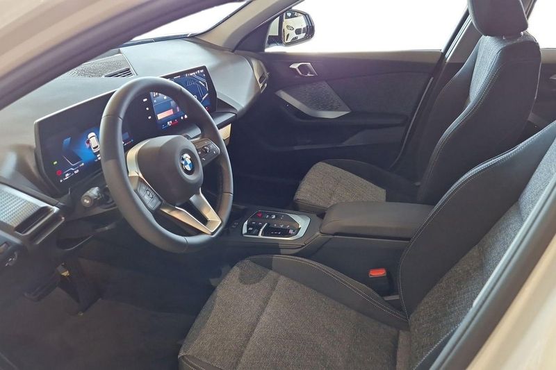 BMW 120 bild 14